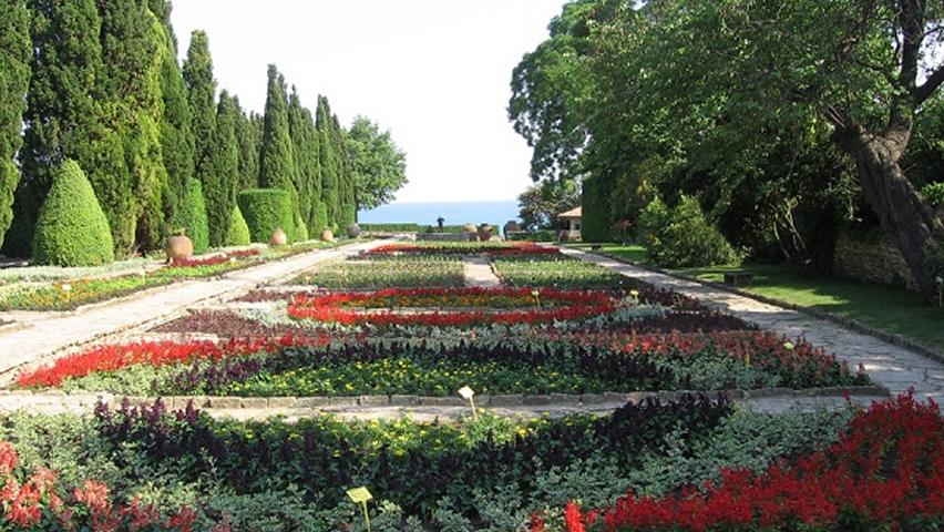 Болгария, Бальчик, ботанический сад, дворец королевы Марии