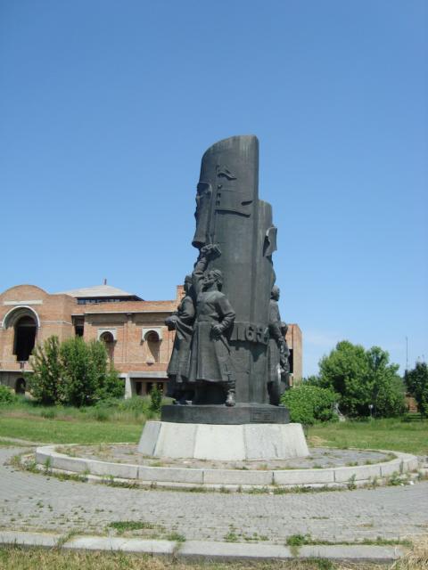 Переяслав, фото, памятник Переяслав раде